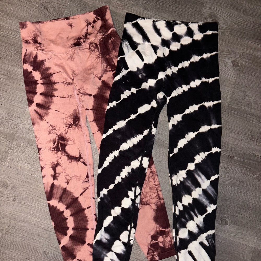 VS Tie Dye Legging Set - Picture 2 of 8